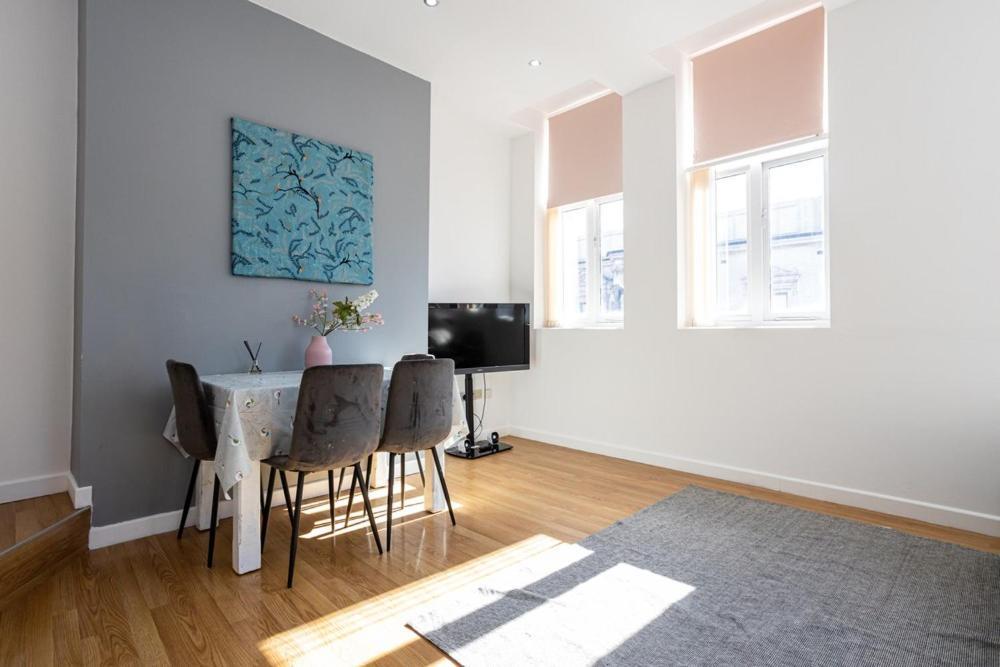Central Liverpool L1 Экстерьер фото
