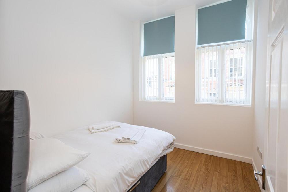 Central Liverpool L1 Экстерьер фото