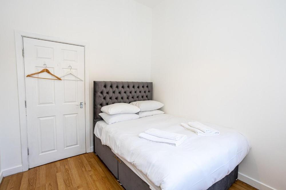 Central Liverpool L1 Экстерьер фото